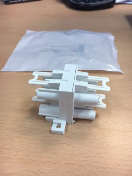 Impulse Distribution Block One in Three Out